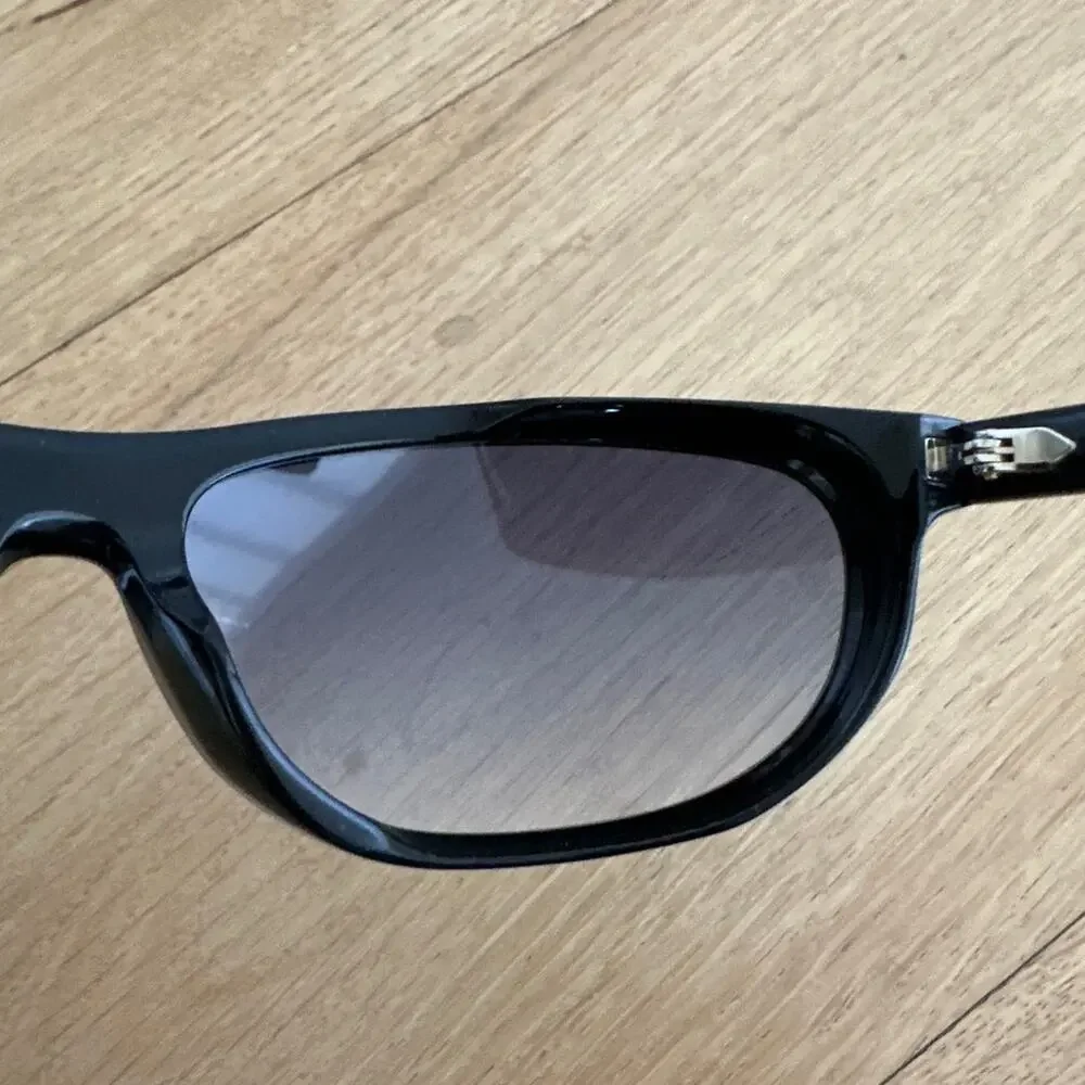 By David Beckham - DB7117/S Sunglasses in 80708 Black